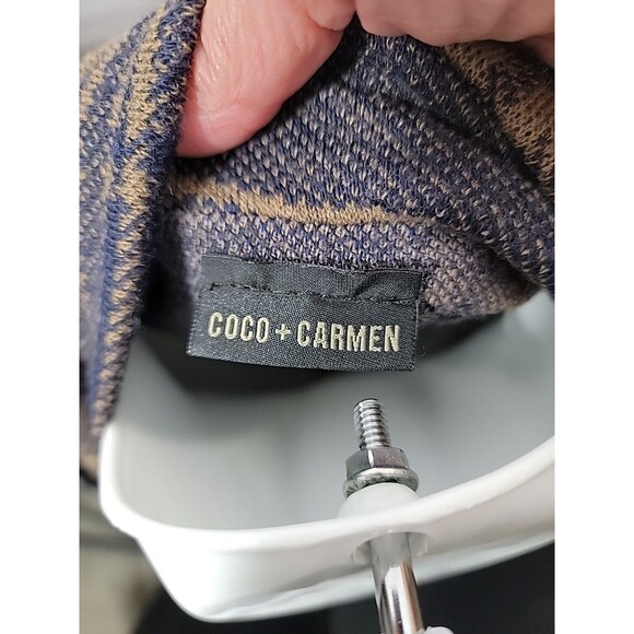 Coco + Carmen Shawl Brown/Navy Ruffles Sleeveless One Size - Picture 5 of 5